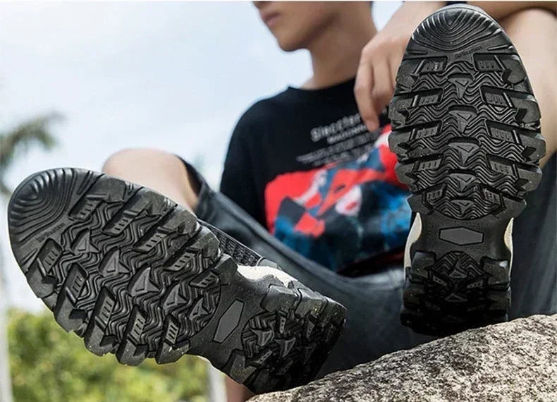 Wading Barefoot Sneakers Breathable Sneakers Men Shoes Fashion Shoes For Men Climbing Hiking Shoes Men Outdoor Beach