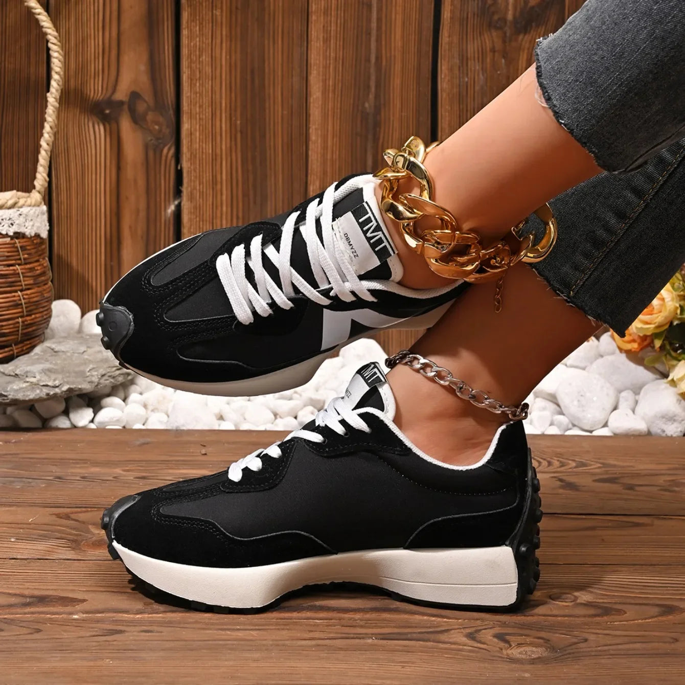 Women Sneakers 2026 New Casual Versatile Thick-soled Running Sneakers Women Fashionable High-quality Luxury Lace-up Shoes Women