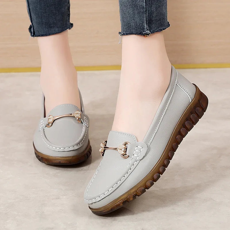 New fashionable flat shoes for women in spring and summer, 100% genuine leather shoes, breathable and casual women's shoes